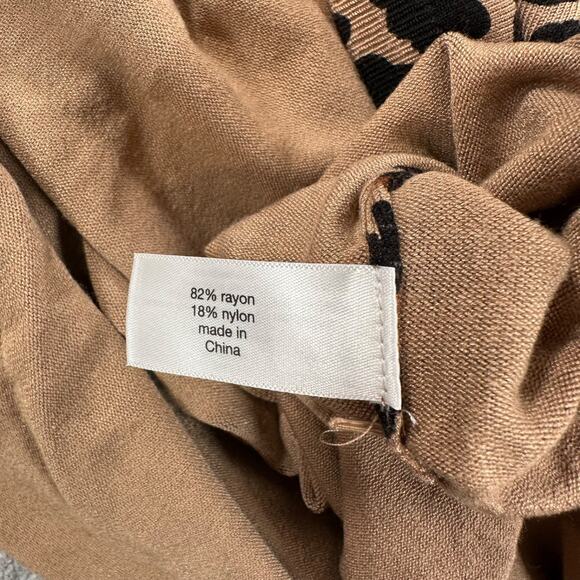 Lane Bryant Leopard Print Ruched Side Sweater Top Size 26/28 V-Neck Brown Black - Picture 8 of 9